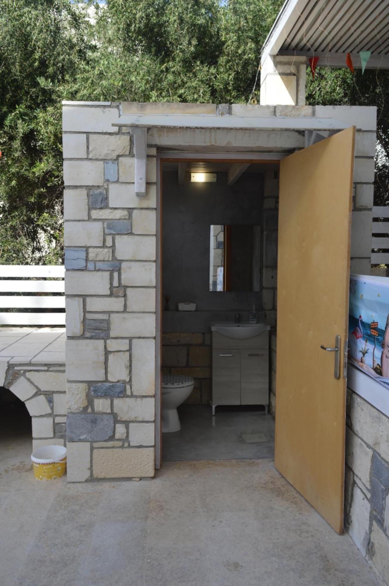 Aquarock With Private Pool Prassas